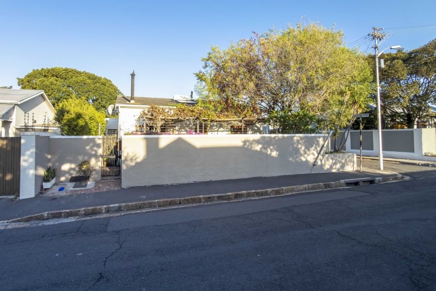 3 Bedroom Property for Sale in Claremont Western Cape